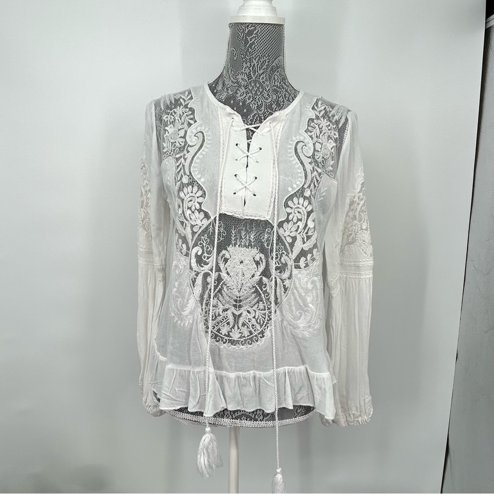 NWT Molly Bracken white lace summer blouse size medium